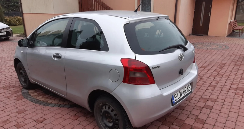 Toyota Yaris cena 7900 przebieg: 230000, rok produkcji 2008 z Łódź małe 46